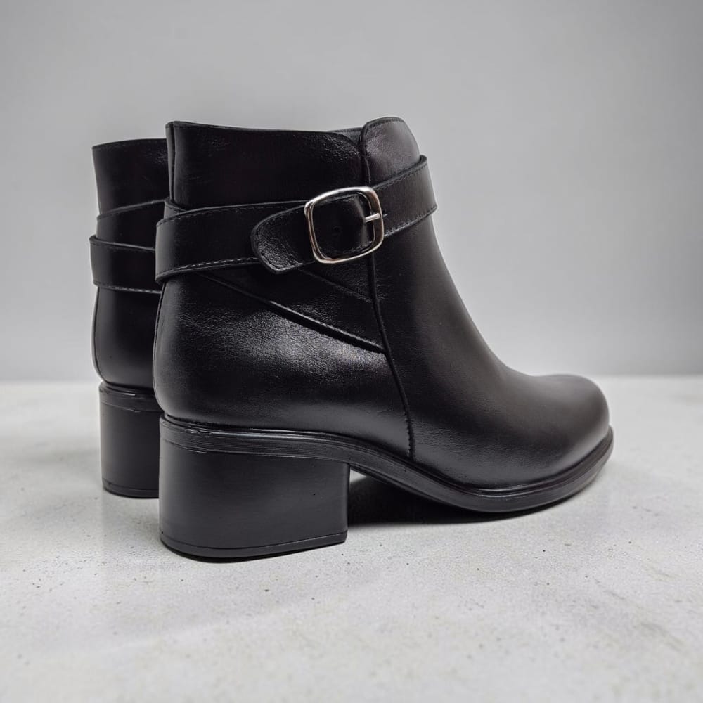 Bota FARAH