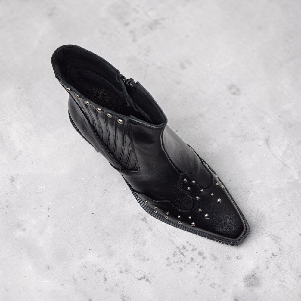 Bota TREVOR