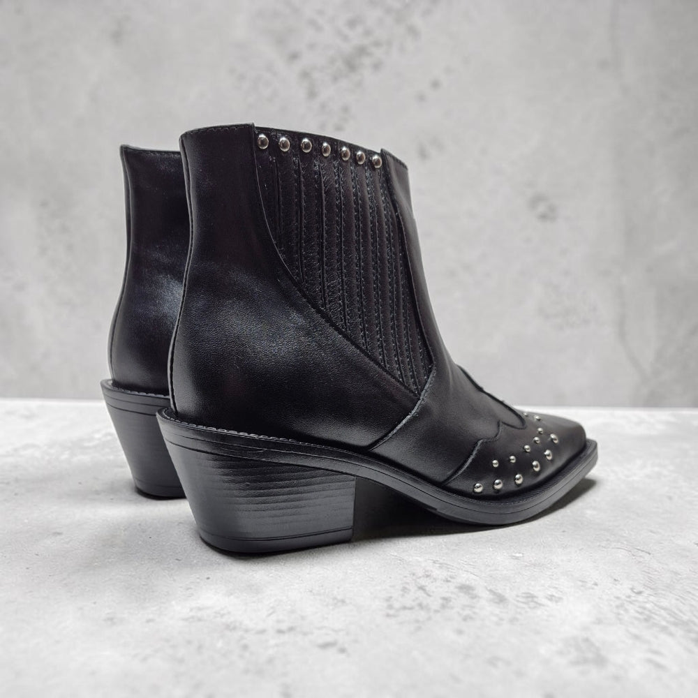 Bota TREVOR