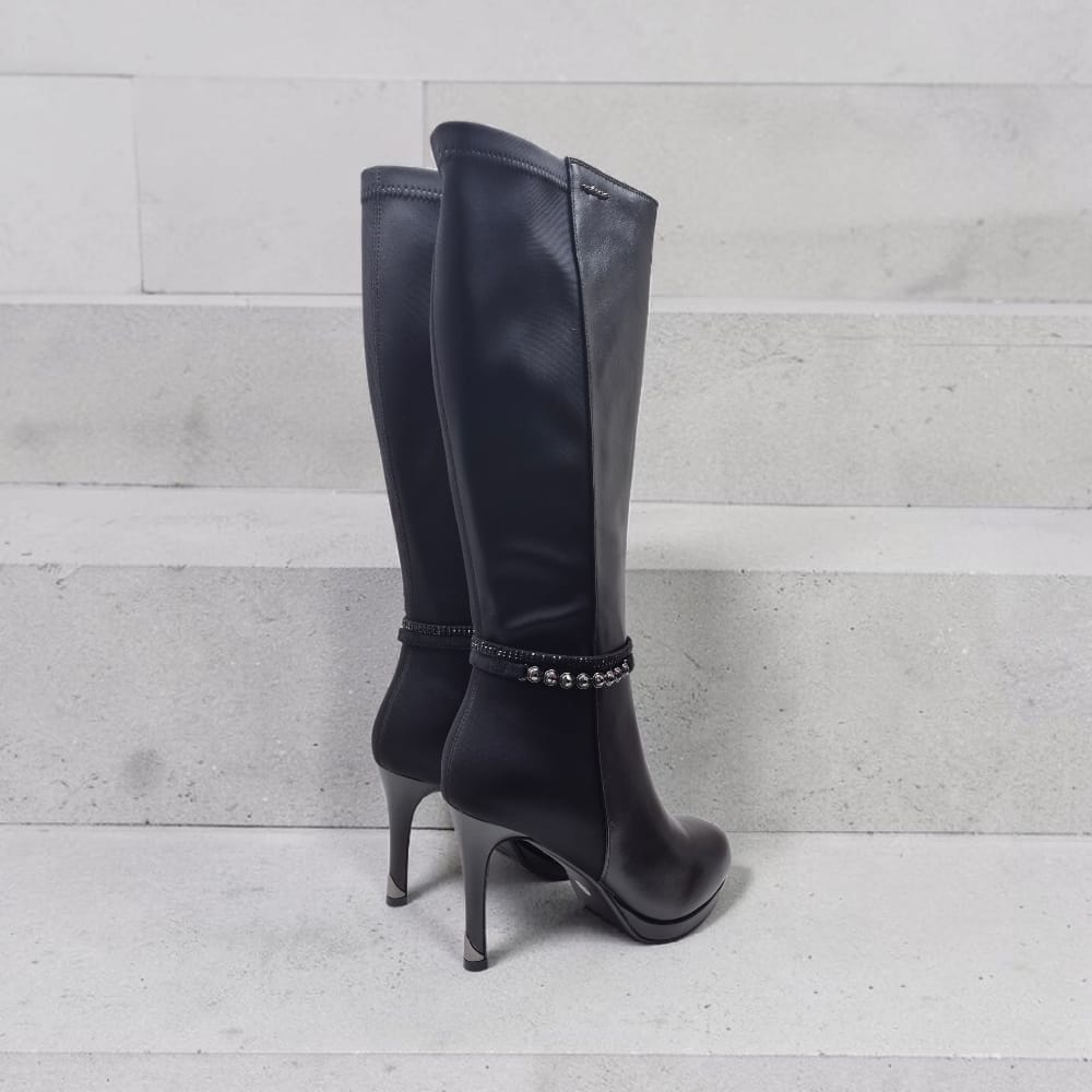 Bota 911